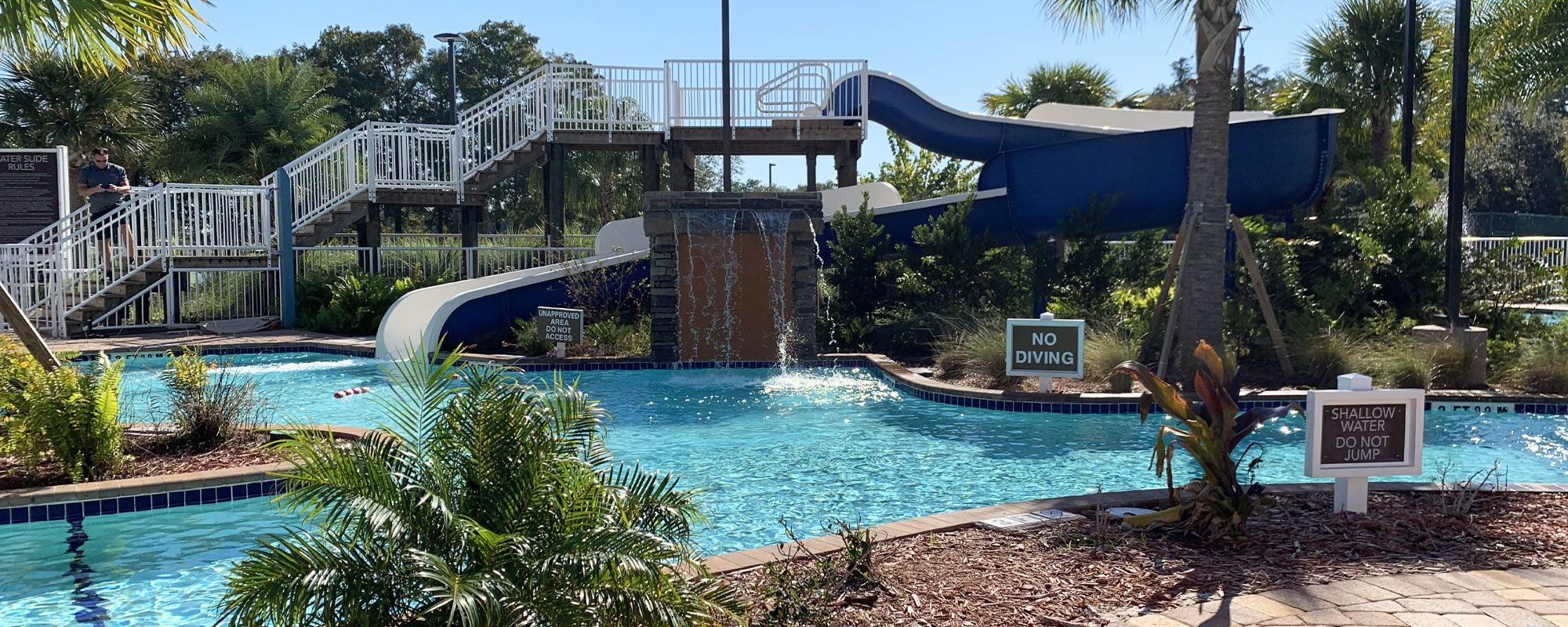 Red Lion Hotel Lake Buena Vista South Custom Waterslide